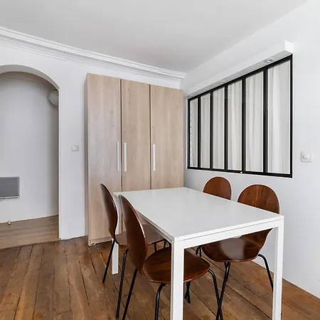 2 Pieces Confortable Metro Duroc - 6 -4p Apartamento París